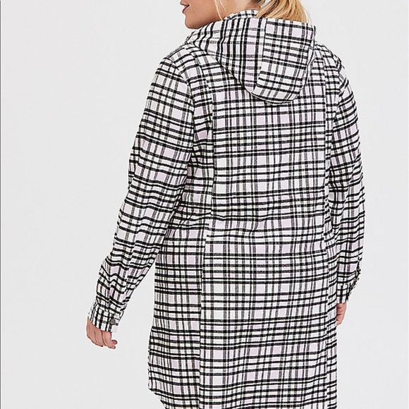 Nwt Torrid pink plaid flannel hooded Anorak - Picture 5 of 7